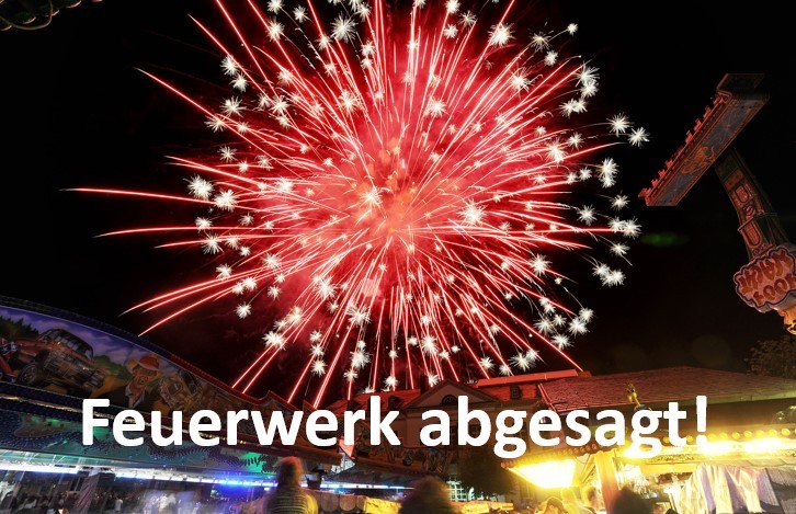 Das Foto weist auf die Absage des Feuerwerkes hin.