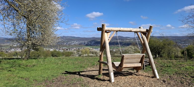 Die neue Wanderschaukel in Sinzig Das Foto zeigt die neue Wanderschaukel in Sinzig.