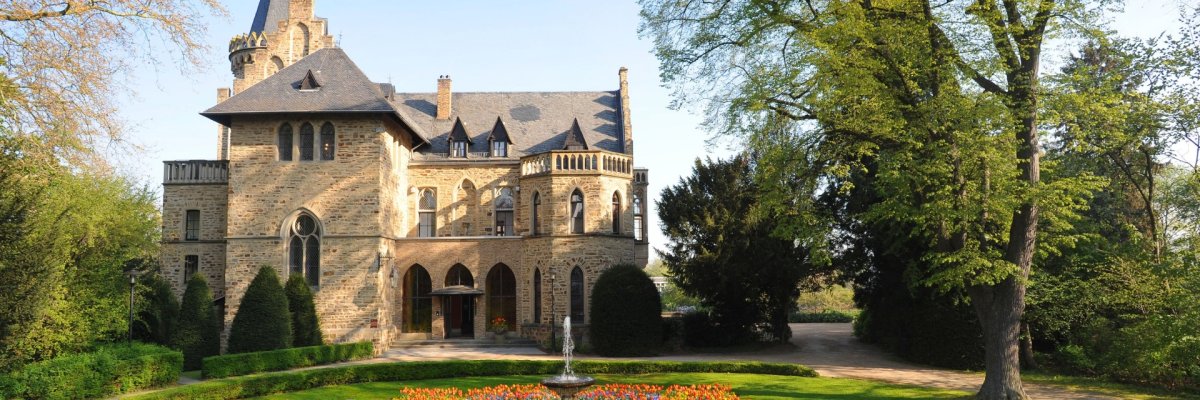 Sinzig Schloss Das Foto zeigt das Sinziger Schloss von außen.