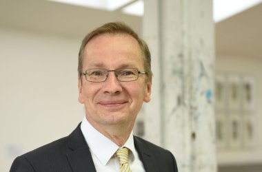 Das Foto zeigt den Sinziger Bürgermeister Andreas Geron.